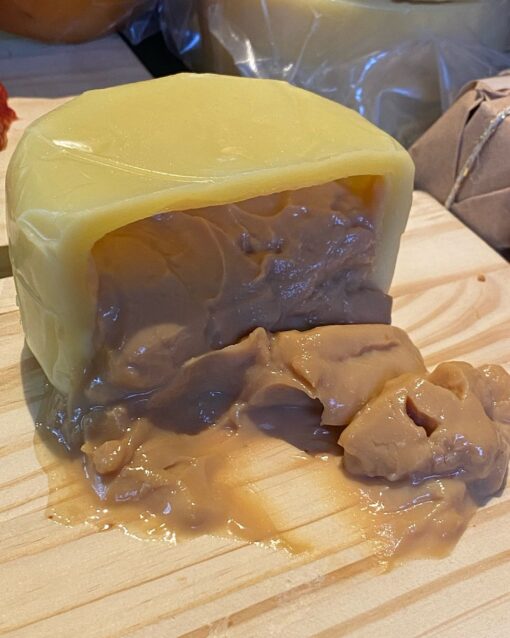 Queijo Trufado com Doce de Leite 500G